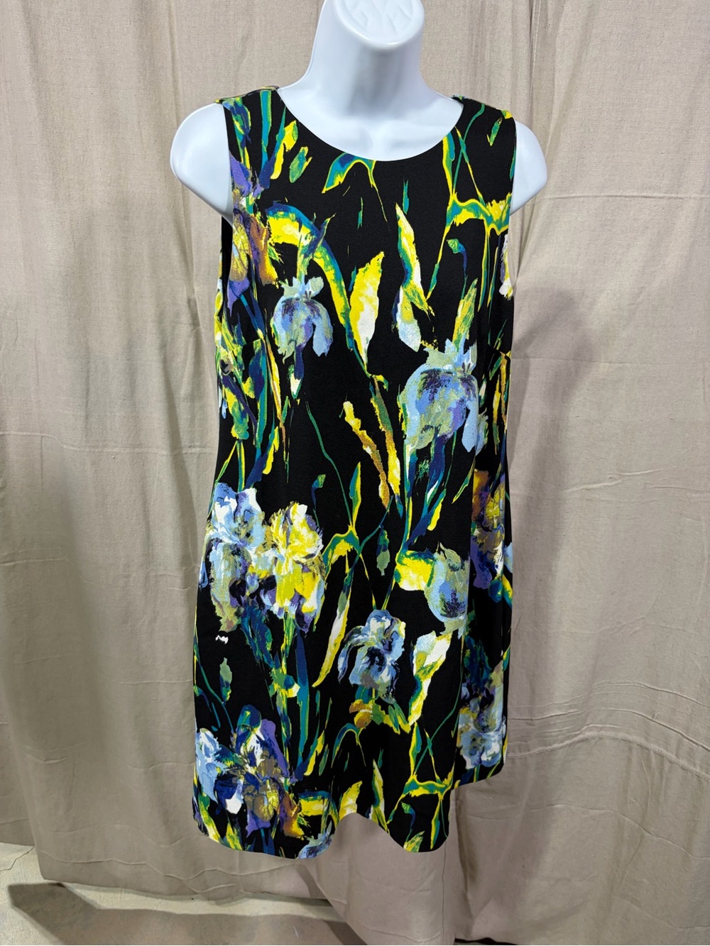 Jones Studio Black Floral Print Sheath Dress